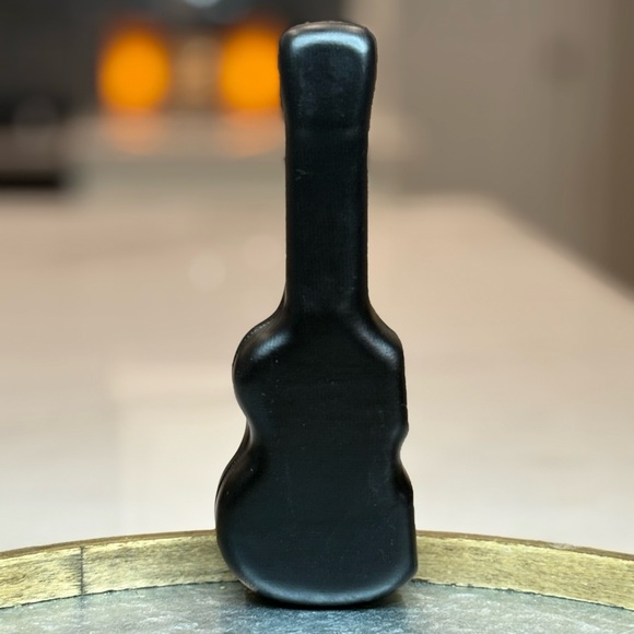 Vintage Unique Collectable Working Guitar-Shaped Watch Same Day Shipping - Picture 12 of 15